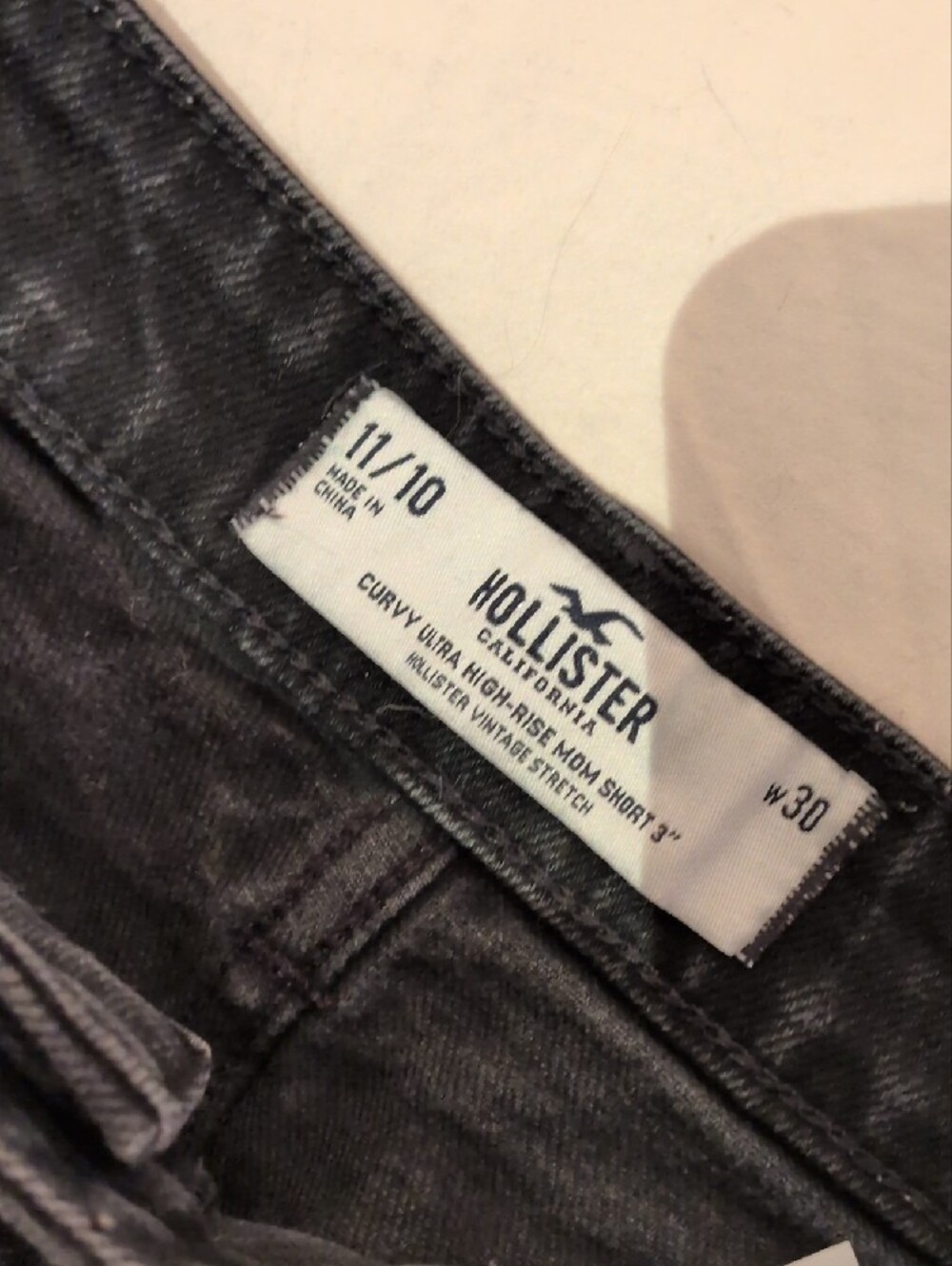 Hollister Washed Black Cargo Denim Shorts - Picture 3 of 4